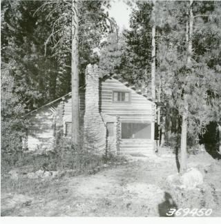 Deer Park Cabin photo from 1938.jpg Deer Park Cabin photo from 1938
