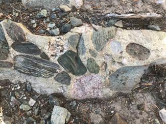Conglomerate rocks.jpg Conglomerate rocks