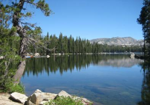 Wrights Lake is surrounded by forest and granite mountains.