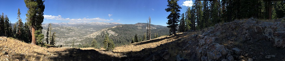 A landscape photo of the southern Sierra Nevada Mountain range