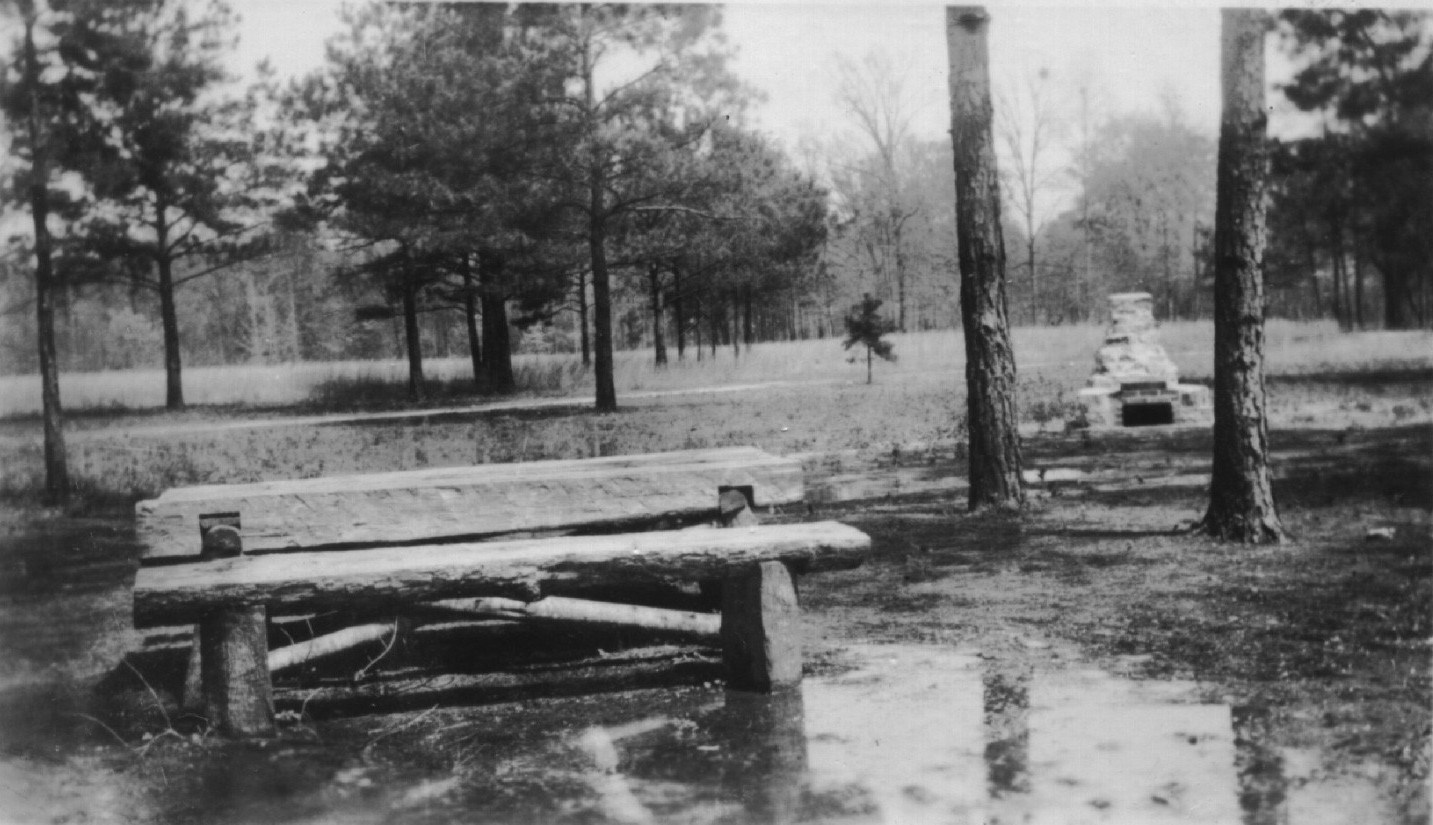 Districts: History - Tuskegee NF Photo 1