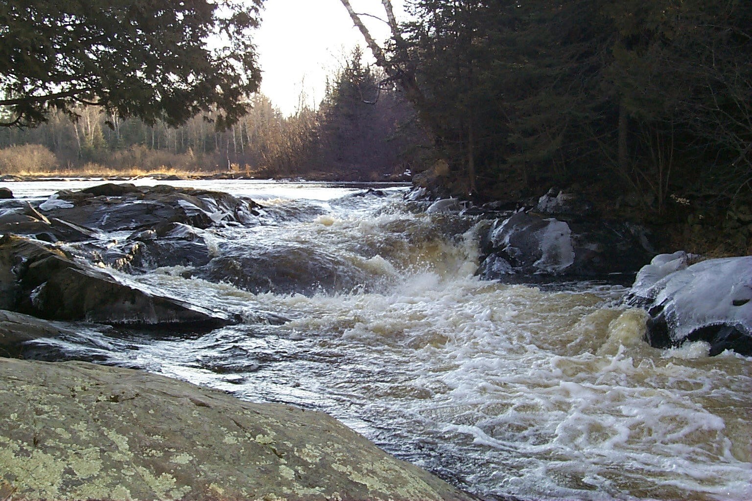 Meximine falls in spring