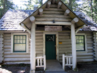 [Photo]: Silver Creek Visitor Information Center