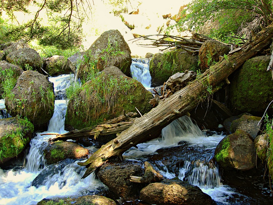 Water of mountain streams may look crystal clear but should always be treated before drinking.