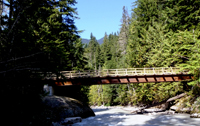 New Suiattle River trail bridge for the Pacific Crest Trail. Photo by Gary Paull, US Forest Service