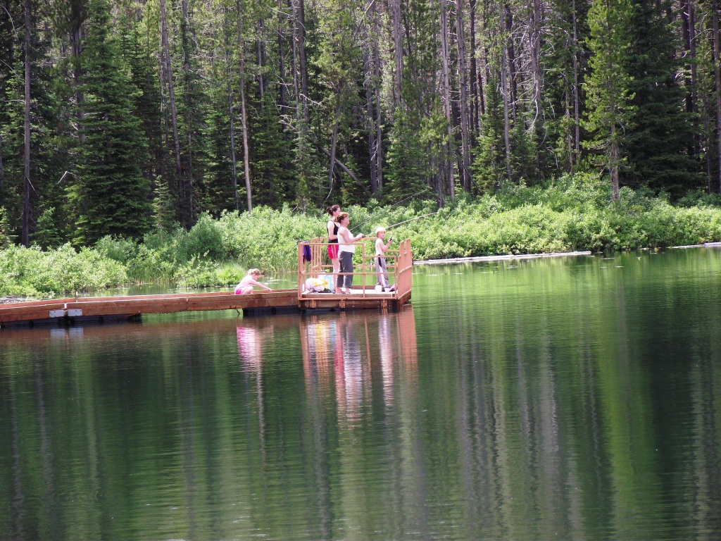Family Fishing at Martin Lake, Idaho