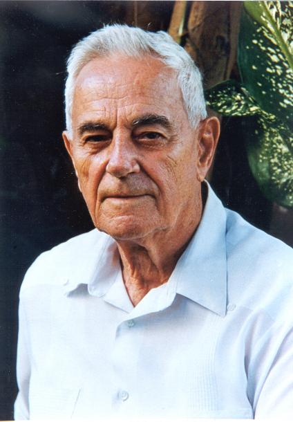 Portrait photo of an older man