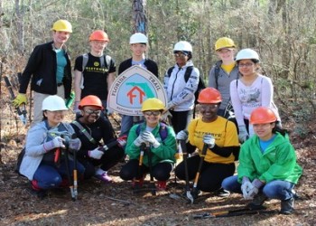 Trail Maintenance on the Florida Trail / Photo credit: Florida Trail Association
