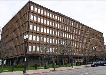 Region 4 office building-1000x667px