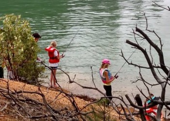 Kids fishing on Shasta Lake
