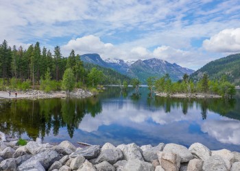 Lake Como Scenic view with lake and mountains